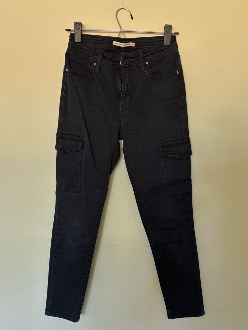 Levi's Black Ankle Cargo Jeans